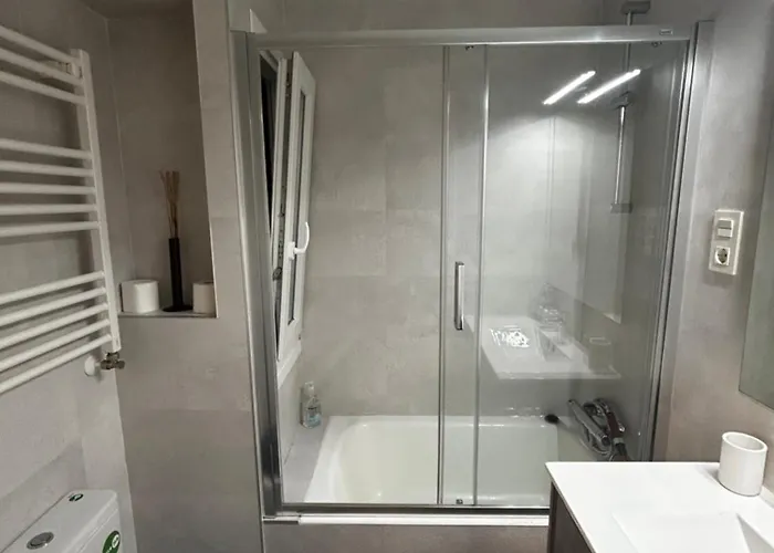 Appartement Viana Urban , Cozy 2br Near Old Town *